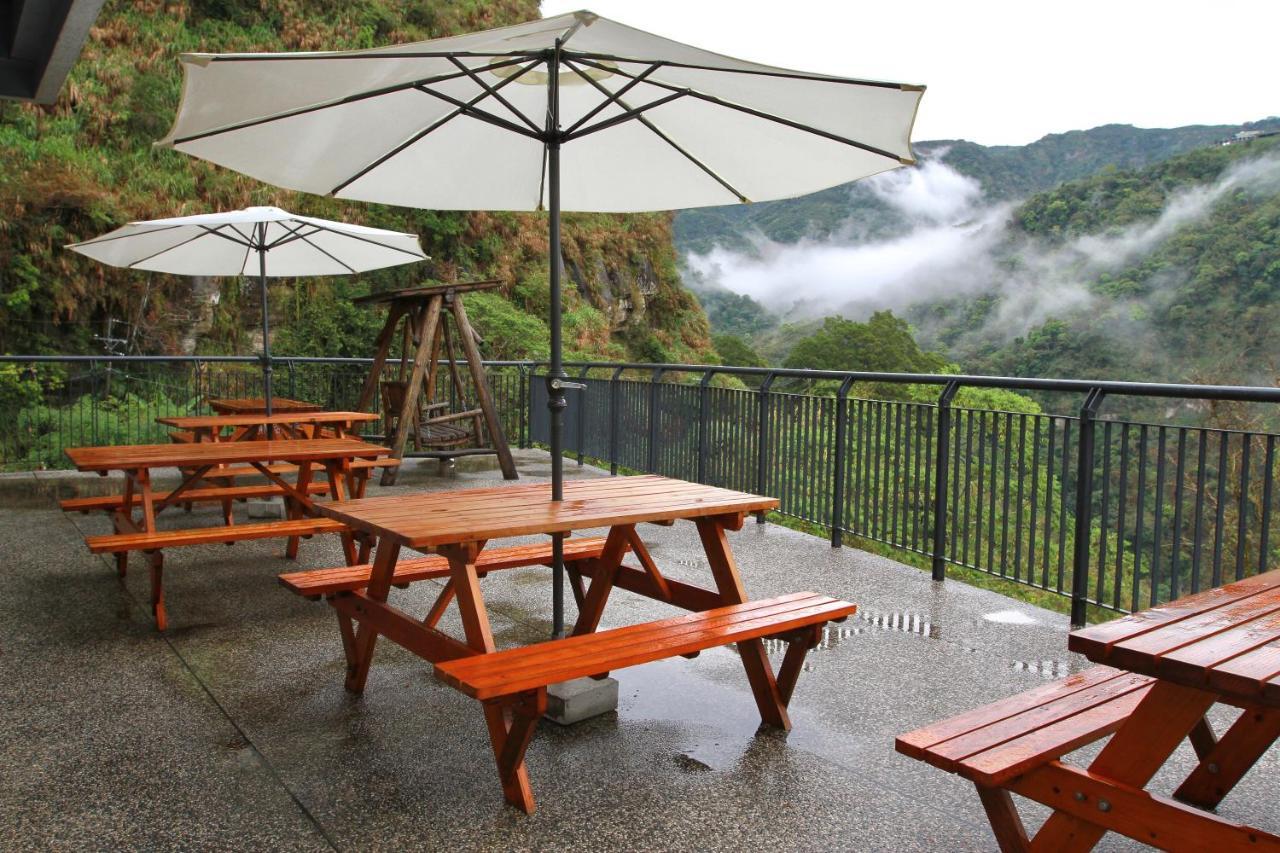 Romeo Inn Zhushan Zewnętrze zdjęcie